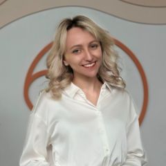 Стрельцова Елена