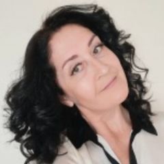 Николаева Елена